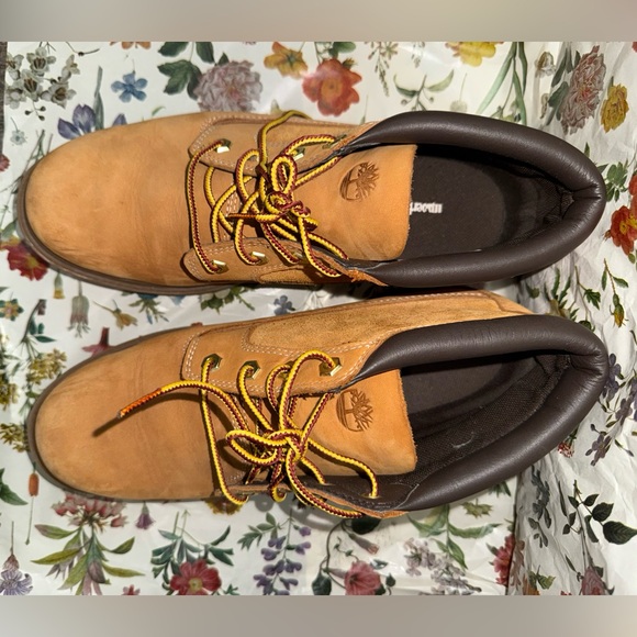 🔥Timberland Women’s Chukka Boots - Size 10 | Wheat Nubuck | A1TXM - Picture 3 of 7